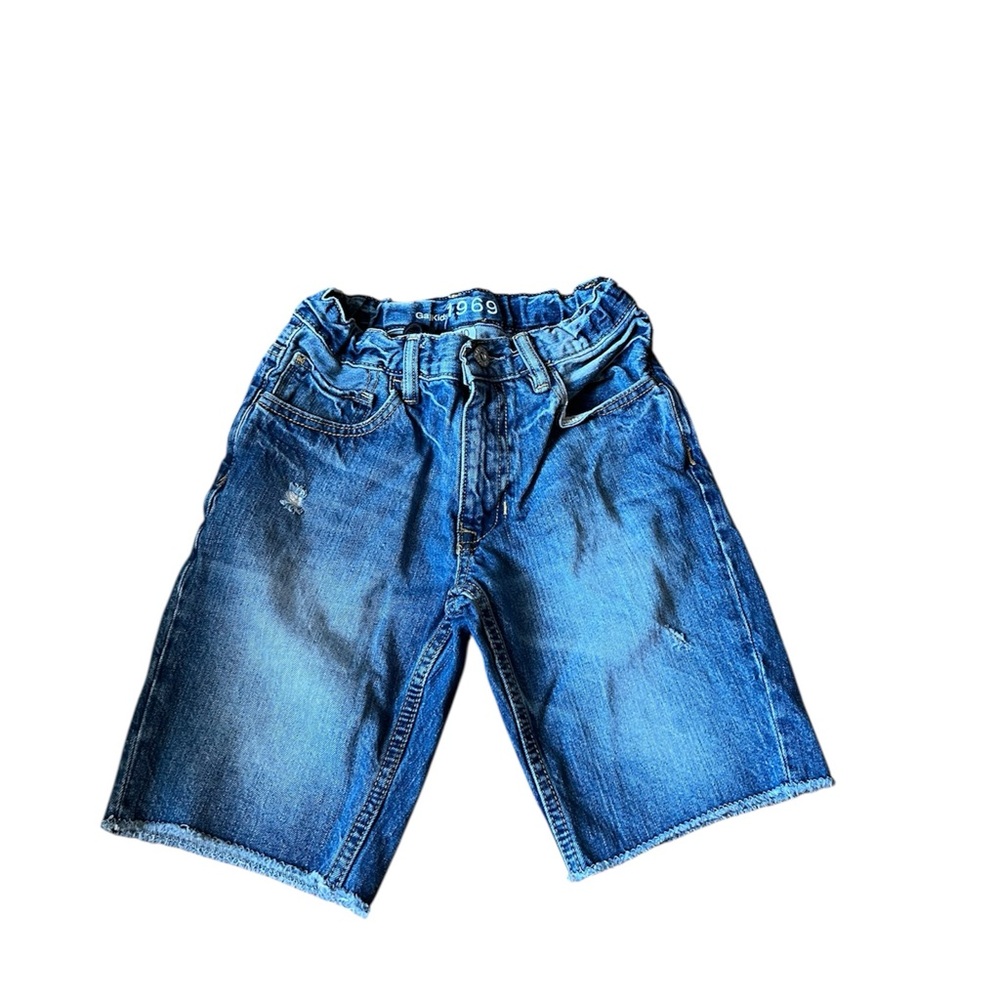 🔷GAP: Boy’s size 10 regular denim Bermuda style jean shorts, preowned🔷